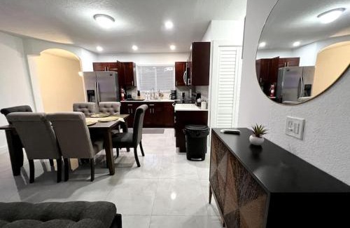 Allapattah Casa | Comfortable House near Downtown & Airport Miami