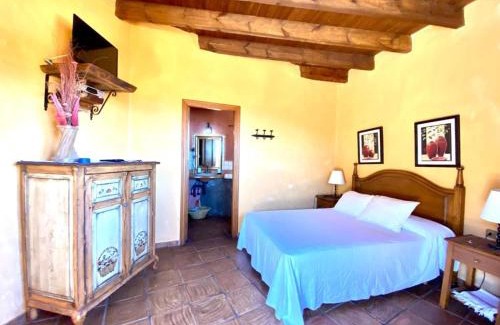 Isora Casa | Comfortable House with Mountain View in Isora