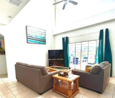 Cumbrian Lakes Casa | Comfortable House with hot tub close to Disney