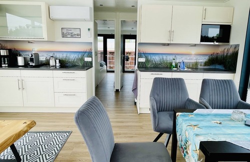 Ostvorpommern Casa | Comfortable houseboat on Usedom for relaxing