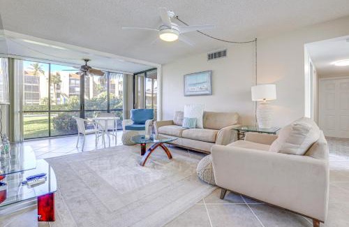Jensen Beach Apartamento | Comfortable Jensen Beach Condo with Pool View!