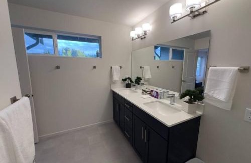 Monroe Casa | Comfortable lifestyle Townhouse