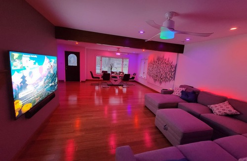 Strongsville Casa | Comfortable long stay in stylish place