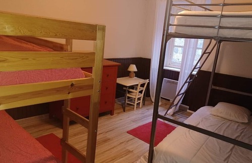 Mijanes Casa | COMFORTABLE MOUNTAIN HOUSE