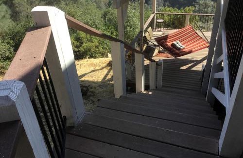 Penn Valley Cabina | Comfortable Mountain Getaway in Penn Valley, California