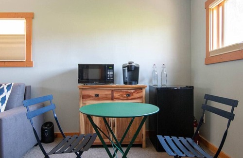 Ashland Casa | Comfortable, Private Guest Lodging