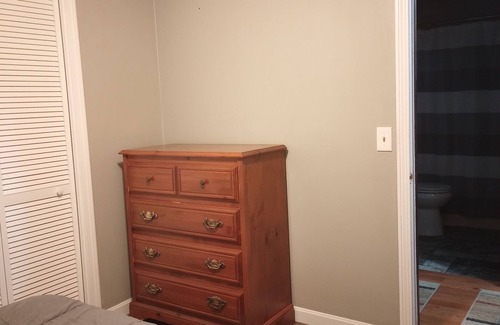 Southwick Casa | Comfortable Private Rooms near Congamond Lakes in Southwick