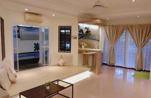 Taman Jati Casa | Comfortable Private Swimming Pool Homestay Melaka 20 Pax 5R3B