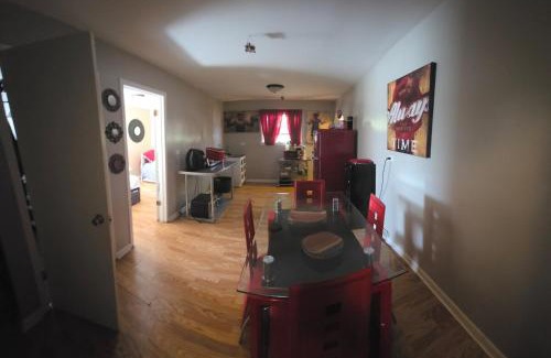 Calumet Park Apartamento | Comfortable & Relaxing Charming 3BR unit