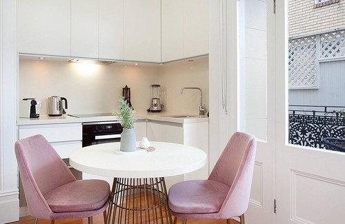 Glebe Apartamento | Cómodo estudio renovado cerca de la ciudad