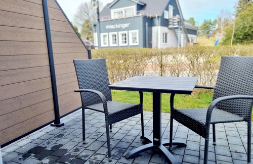 Wieck auf dem Darss Apartamento | Comfortable room with garden access, modern furnishings and breakfast