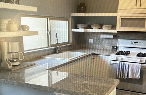 Colinas del Mar Casa | Comfortable safe gated community, located 12 min away from Valle de Guadalupe.