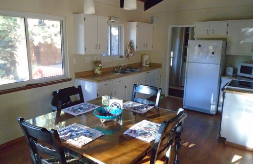 North Upper Truckee Casa | Limpio, acogedor, asequible, espacioso