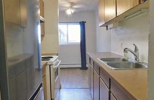 Claresholm Apartamento | Comfortable spacious apartment for rent in Claresholm