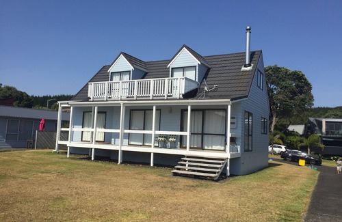 Onemana Casa | Acogedora y cálida, espaciosa casa familiar en la playa