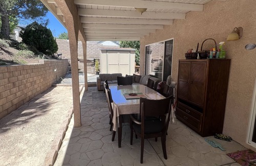 Lancaster Casa | Comfortable & spacious room in a family home. New furniture. Safe neighborhood!