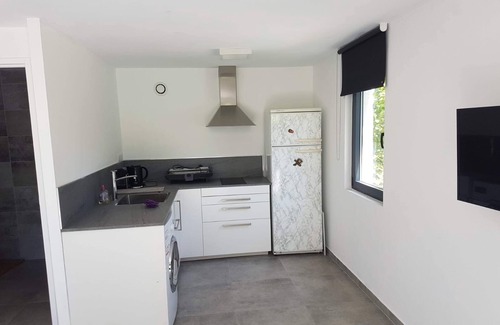 Sanary-sur-Mer Apartamento | Comfortable studio for 2 in the garden