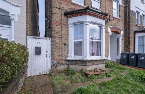West Ealing Apartamento | Comfortable studio flat! - Heart of West Ealing!
