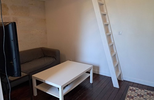 Nansouty-Saint-Genes Apartamento | Comfortable studio