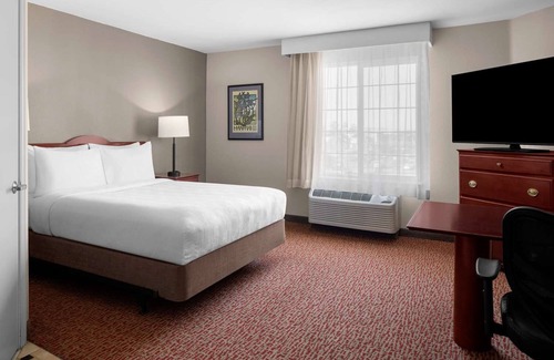 Milpitas Hotel | Comfortable Suite w/ breakfast Near Major Silicon Valley Attractions