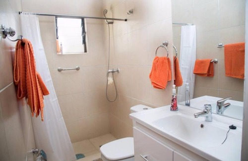 Macrodistrito Sur Apartamento | Comfortable & Sunny House in La Paz