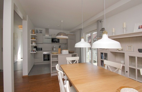 Wiek Casa | Comfortable Swedish house close to the beach with sea view - Holiday home Freya