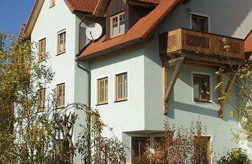 Neualbenreuth Apartamento | Comfortable vacation apartment for up to 4 people (85 sqm)