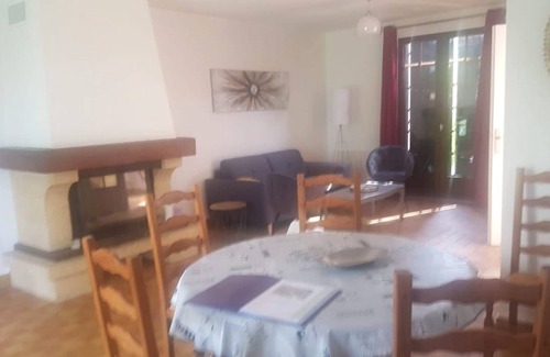 Pontault-Combault Villa | Villa confortable con 4 dormitorios, naturaleza y calma cerca de París