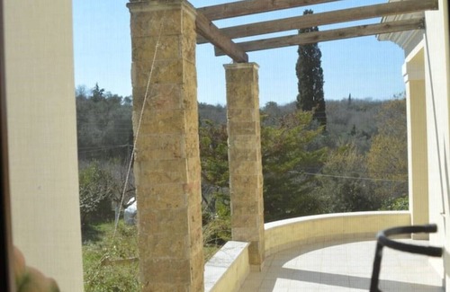Limni Villa | Comfortable Villa With Mountain View