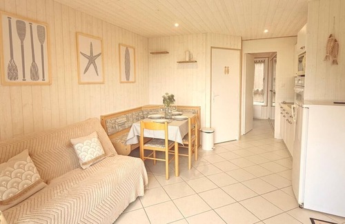 Anthy-sur-Leman Apartamento | Comfortable waterfront apartment with breathtaking views, nature break