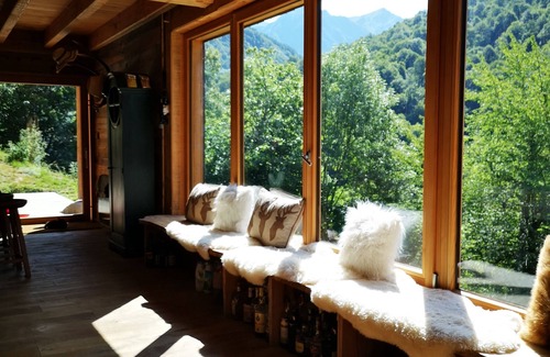 Melles Chalet De Esquí | Encantadora casa de campo 12 pers. Pirineos naturales