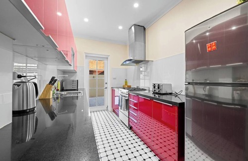 Pyrmont Casa | Comforting 2BR House/FishMarket&Casino-3 mins walk