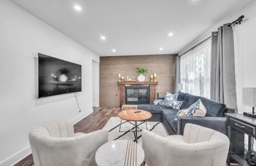 Rolling Meadows Casa | Comforting Retreat Near Woodfield Mall home