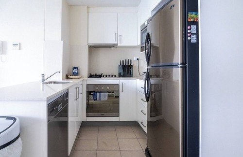 Burwood Apartamento | Comfy 1BDR Apt 3 minutes to Train Station Burwood