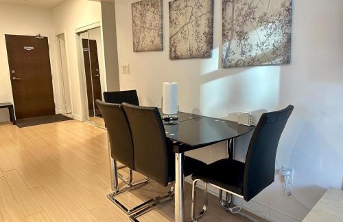 CityPlace Apartamento | Comfy 1Bdrm & Bunk bed plus sofabed plus terrace & Parking