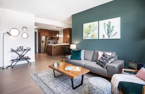 Bunker Hill Apartamento | Comfy 1BR Downtown, w/ Doorman, near Broad Museum by Blueground