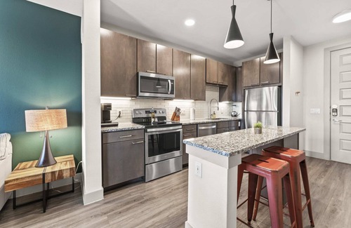 Montopolis Apartamento | Comfy 1BR luxe suite close to Downtown w/ fast WiFi