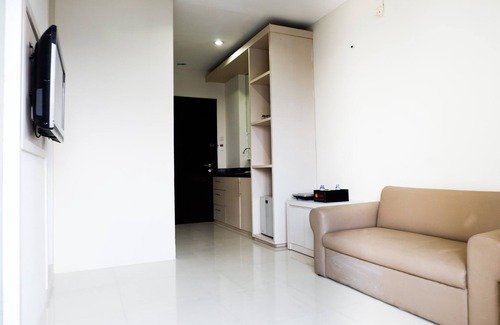 Surabaya Apartamento | Comfy 1BR Twin Tower Apartment