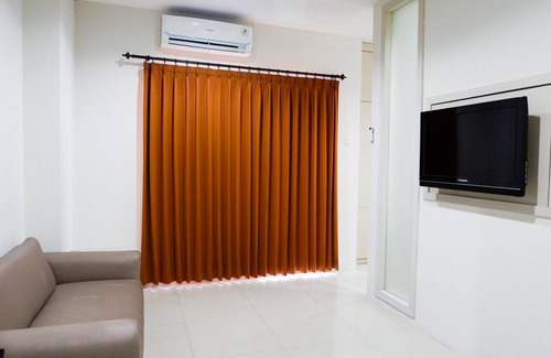 Surabaya Apartamento | Comfy 1BR Twin Tower Apartment