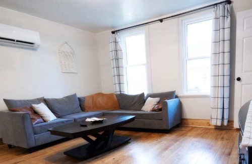Medina Casa | Comfy 2 Bed and 2 Bath near Industrial Park!