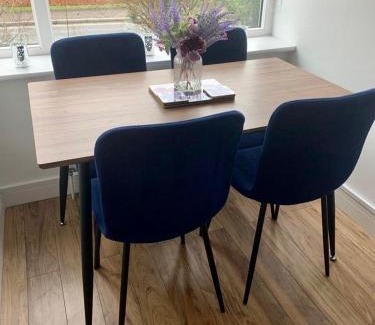 Wareham Casa | Comfy 2 bed house located at Wareham train station