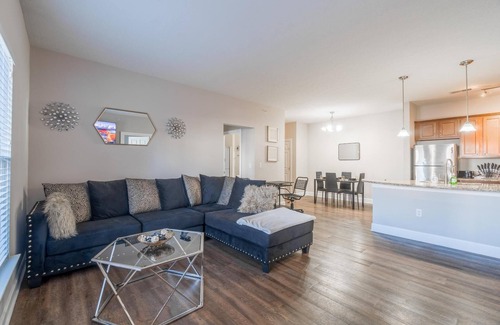 Westerville Apartamento | Comfy 2 Bedroom King Bed Apartment Near Polaris