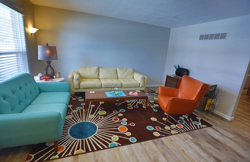 Lincoln Casa | Comfy 2-story home in a quiet, safe neighborhood, perfect for families.