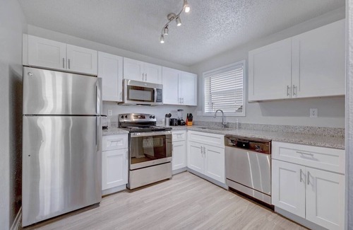 Milwood Apartamento | Comfy 2BD Apt | Austin Texas