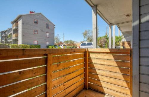 Milwood Apartamento | Comfy 2BD Apt ~ Austin Texas