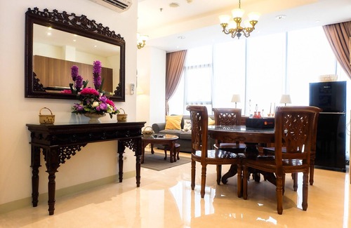 Pancoran Apartamento | Comfy 2BR L'Avenue Apartment