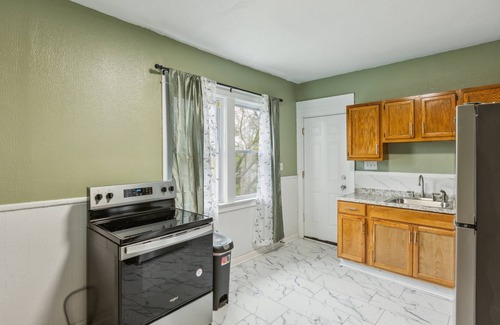 Downtown Niagara Falls Apartamento | Comfy 3br Flat Close To The Falls 3 Bedroom Apts