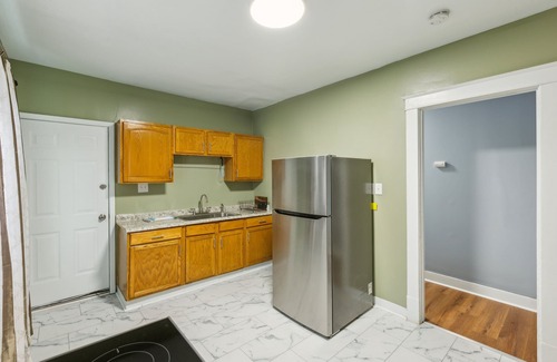 Downtown Niagara Falls Apartamento | Comfy 3br Flat Close To The Falls 3 Bedroom Apts