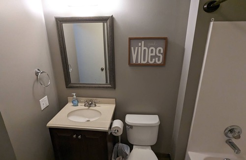 Grandview Casa | Comfy and Convenient Grandview Home