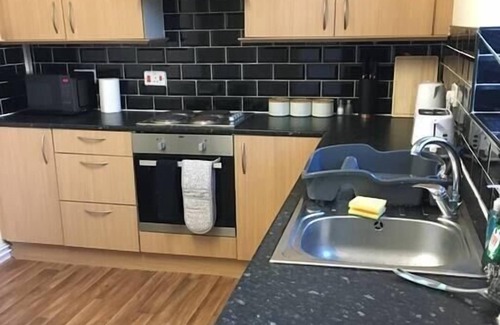 Haydock Casa | Comfy and Cosy 2BD House in Haydock, St. Helens